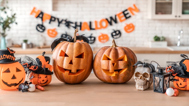 card pumpkins and halloween decorations